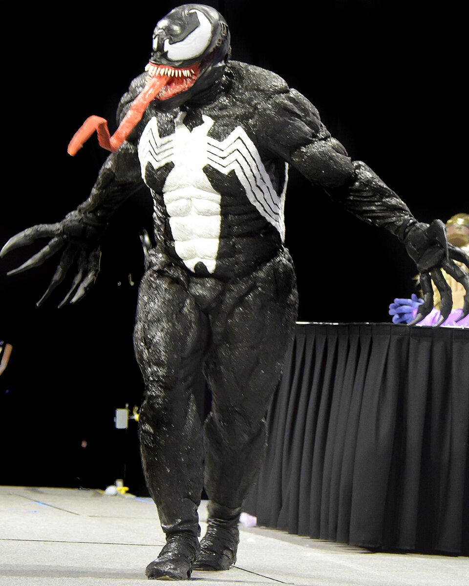Venom cosplayer