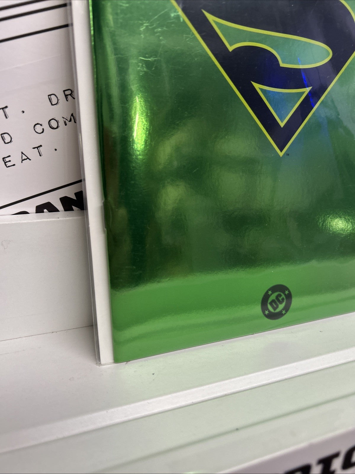 SUPERMAN UNLIMITED #2 KRYPTONITE LOGO FOIL SDCC EXCLUSIVE ￼