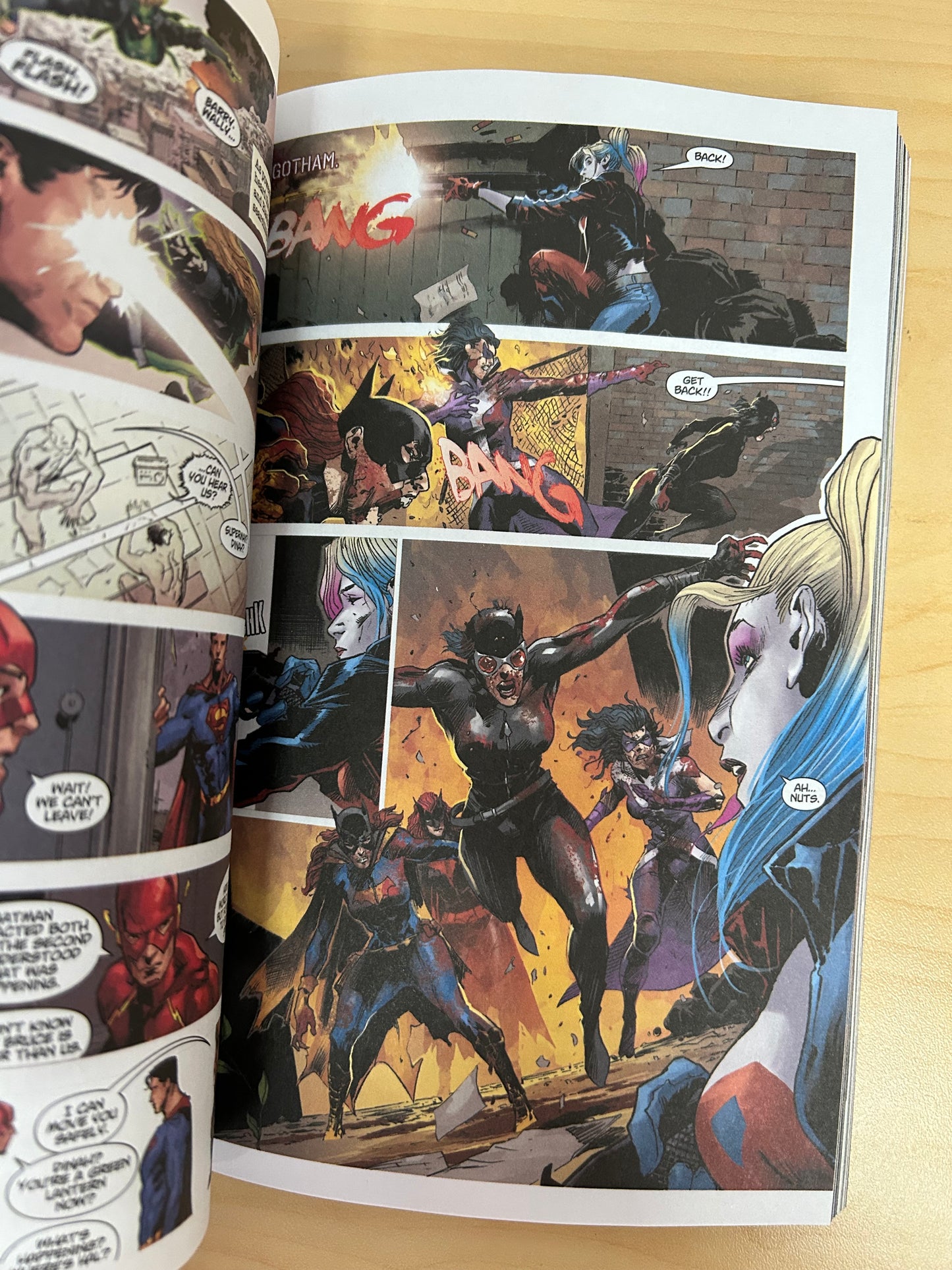 DCeased (Compact Edition) | Epic Zombie Apocalypse Comic