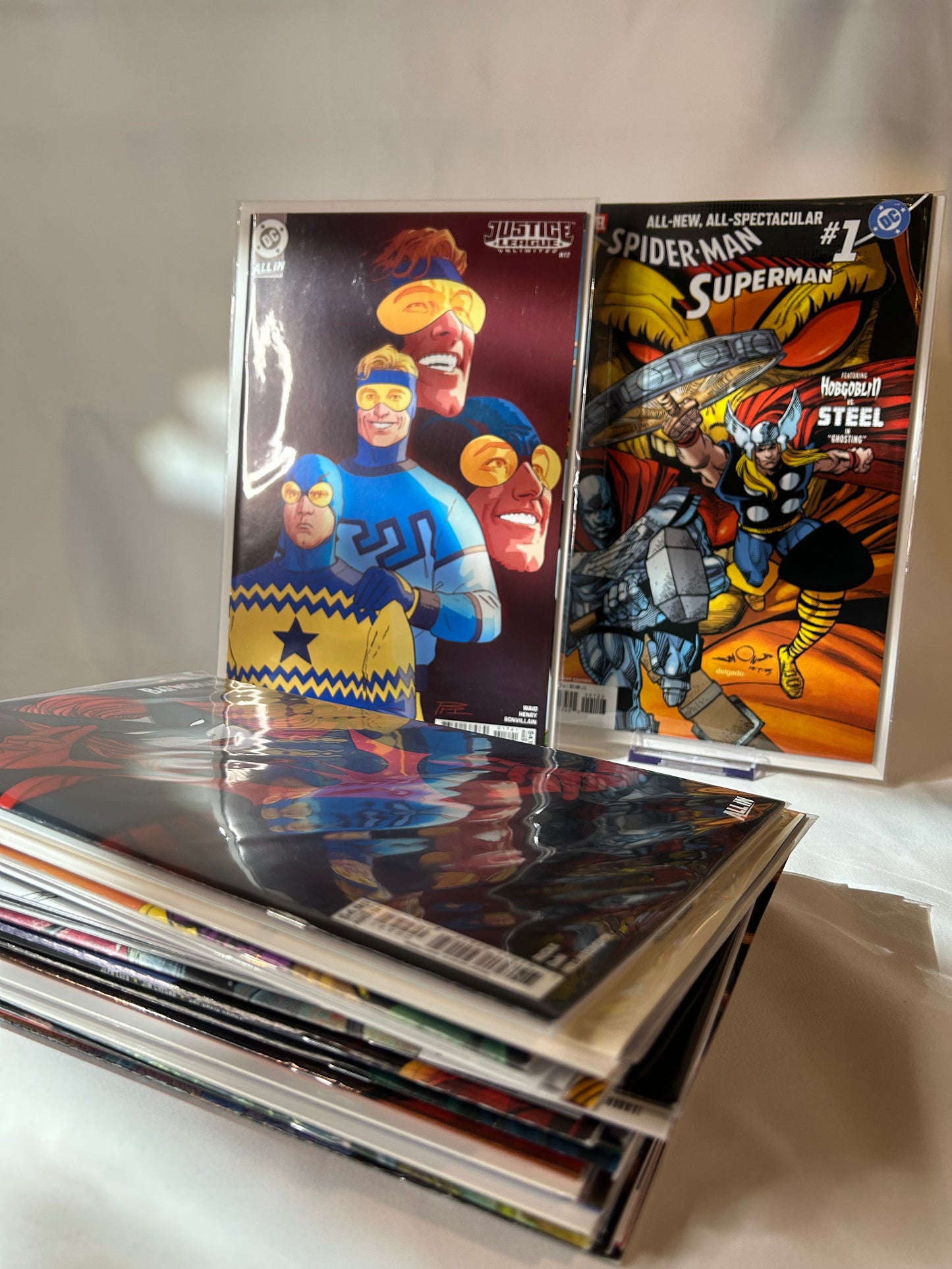 🔥 Mystery Comic Book Bundle – 10 First Issues (Grab Yours Before They're Gone!)