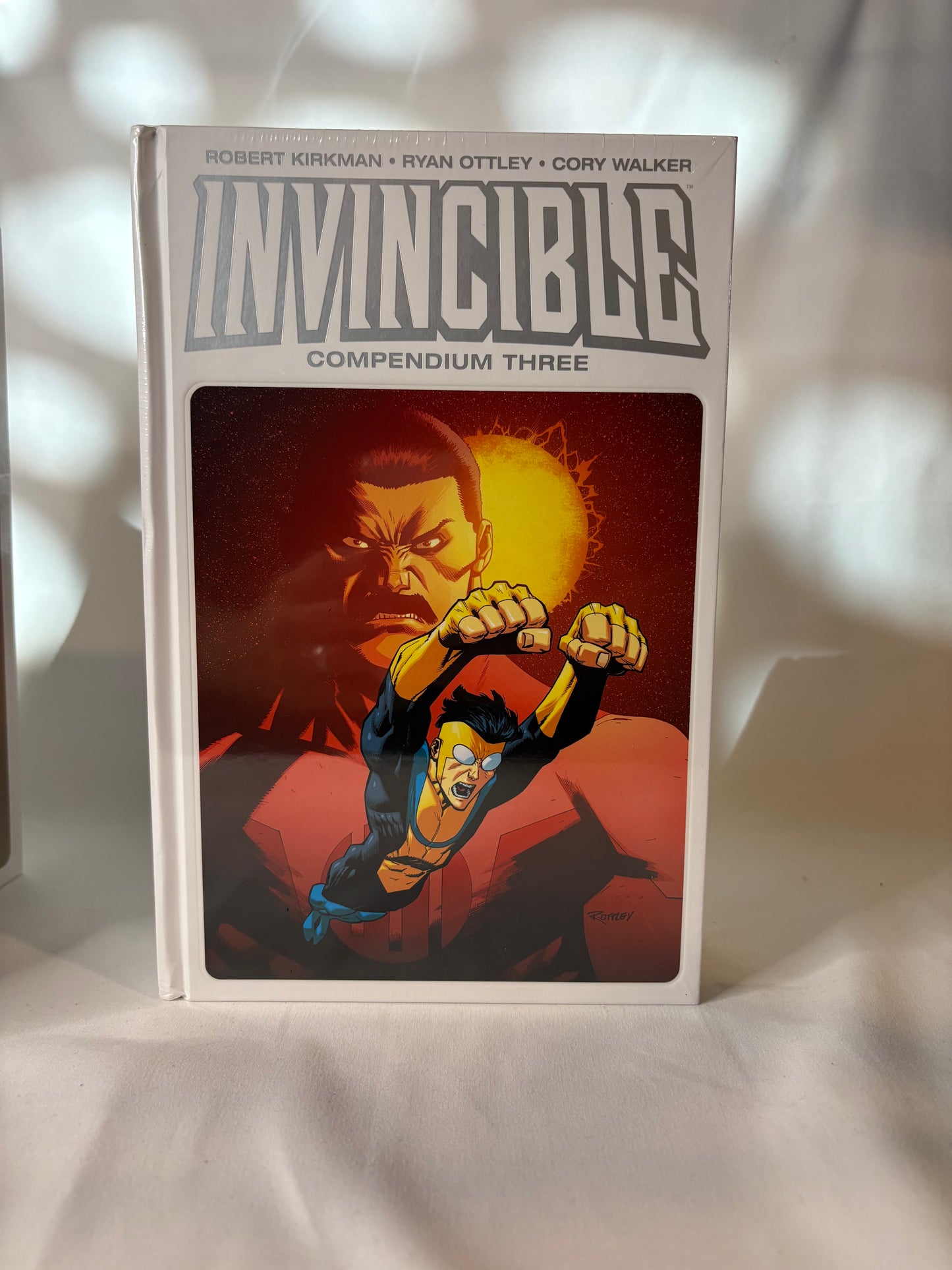 Invincible Complete Compendium Vol. 1, 2 & 3 Hardcover Set – Image Comics