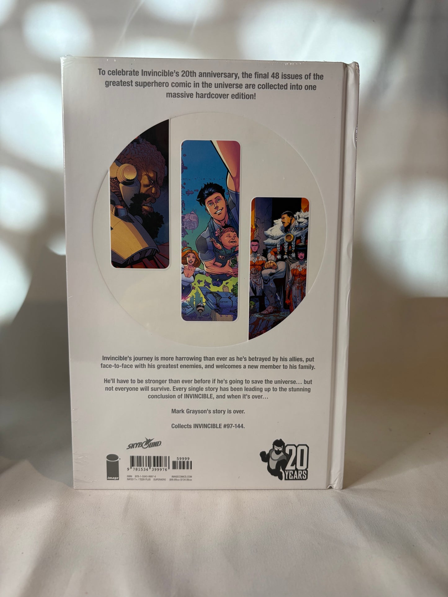 Invincible Complete Compendium Vol. 1, 2 & 3 Hardcover Set – Image Comics