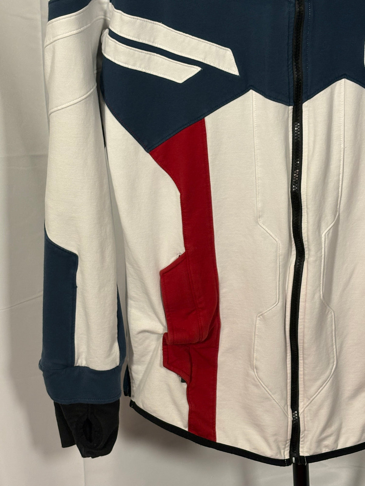 SuperX hoodie front detail 2